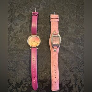 Lot of 2 ladies FOSSIL watches #11236
Running with new batteries